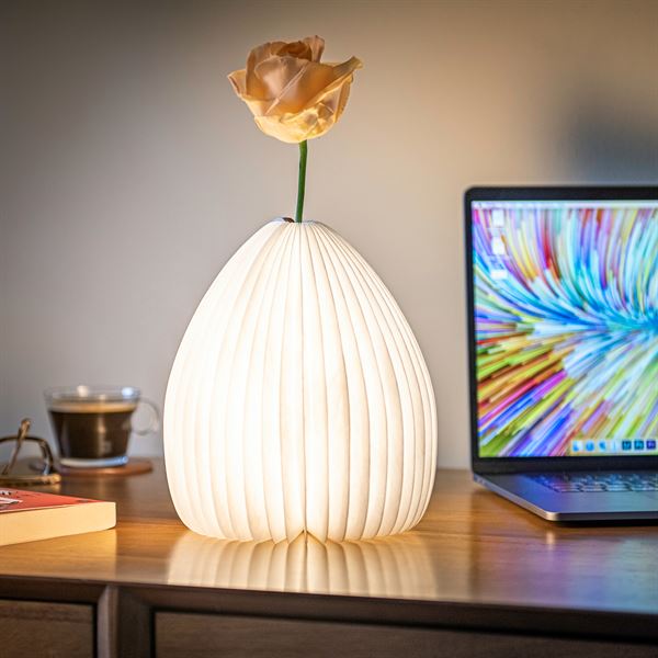Smart Vase Light lit with yellow flower